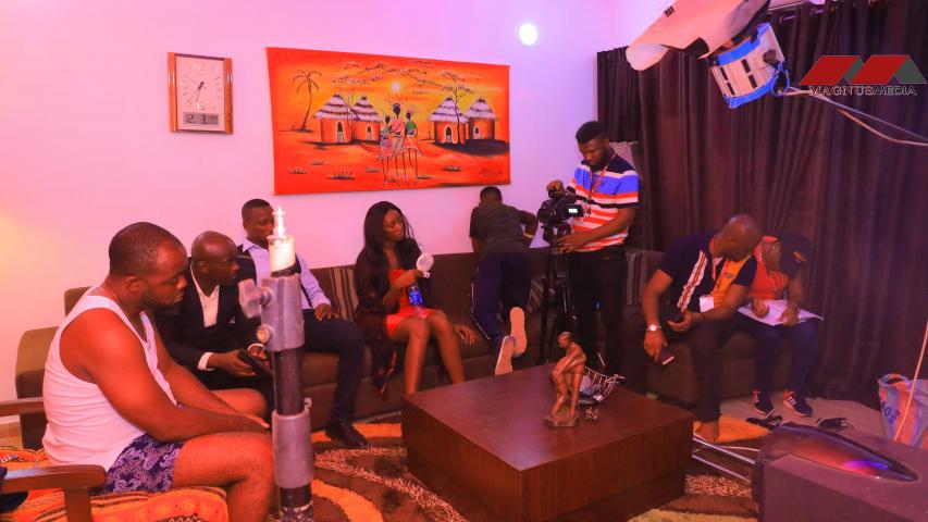 Following the script even when the action is on
